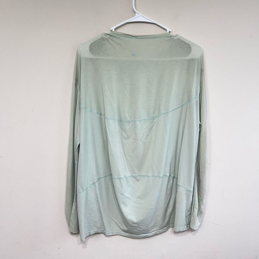 Lululemon Mint Green Back in Action Long Sleeve Shirt 6 Women - Picture 6 of 7